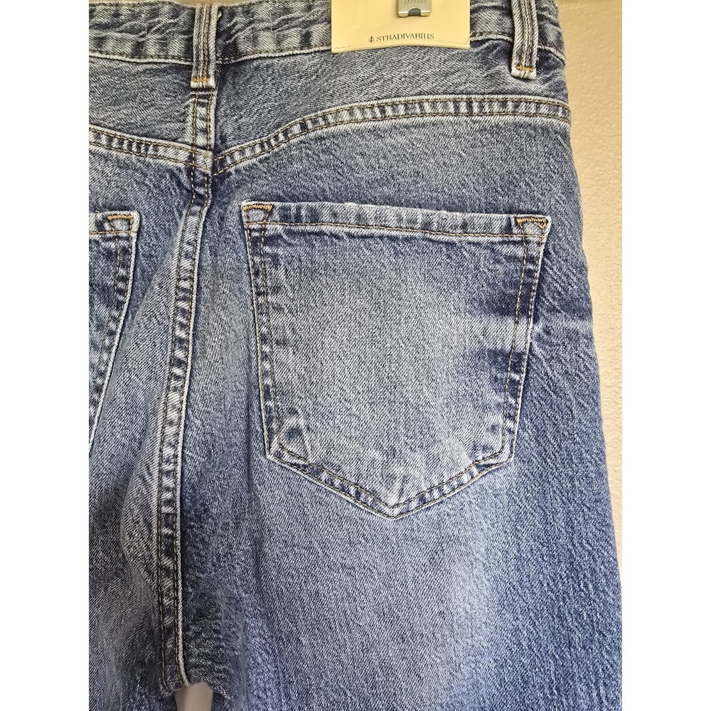 Stradivarius Slim Fit High Waist Straight Jeans 4 Medium Wash 90s Capsule - Picture 7 of 11